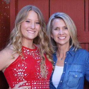 Meet your Posher, Leah